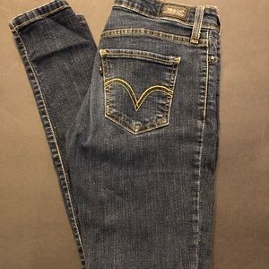 Levi Skinny Jean Leggings